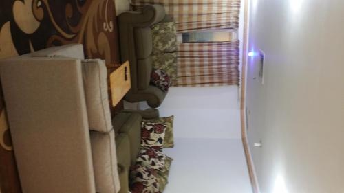 Χώρος καθιστικού στο Red Tower Furnished Apartments