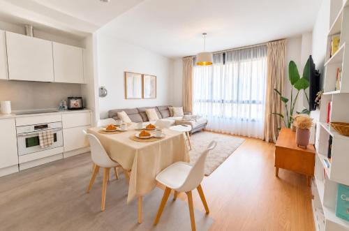 Acogedora vivienda con parking en la Playa de Las Canteras