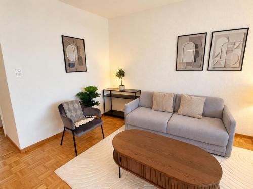 Central 2BR with Superbe Transit Access - Tilia 21