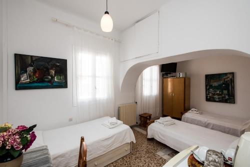 Gallery image of Hotel Delphines in Mýkonos City