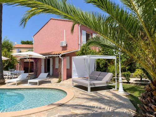 Fantastic pool villa 900m to the beach; with extravagant big garden