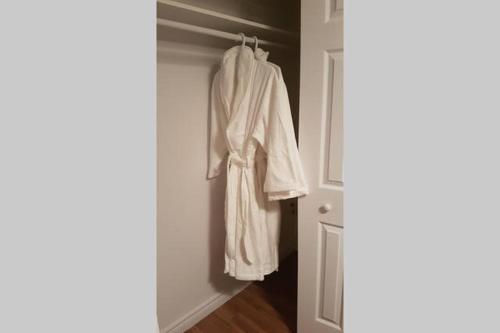 Gambar di galeri bagi 1-Bedroom Apartment Sweet #7 by Amazing Property Rentals di Gatineau