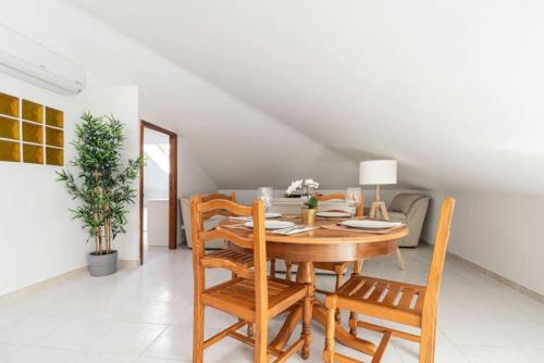 Nazaré 2BR Near Beach