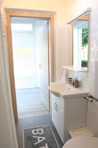 Tiana Apartment