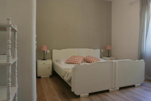 Tiana Apartment