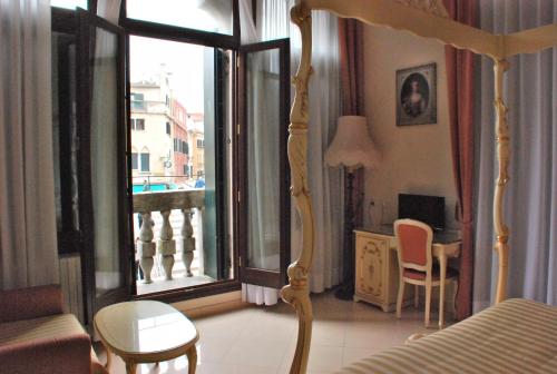 Hotel Marte Image