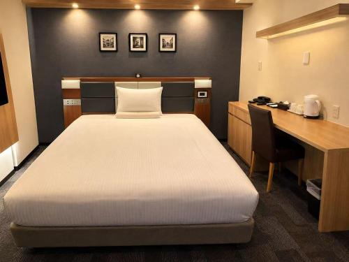 Floral Hotel East Shinsaibashi