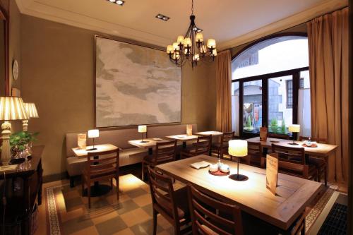 Coin salon dans l'établissement Bremon Boutique Hotel by Duquessa Hotel Collection