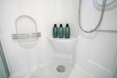 LEON RESORT HOTEL 10min Meguro Sta 18min Shibuya Sta Max2 SAKURA meguro203 目黒 渋谷 立地最高 東京観光