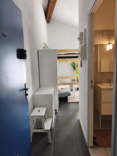 Centre Avignon - studio cosy avec clim - tout à pied