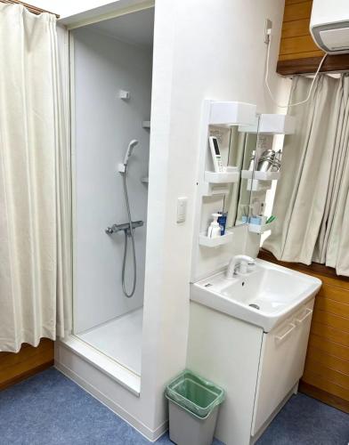 鸟越双床成田羽田机场直达步行8分钟可抵达民宿位置优越