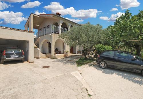 Apartment with A - C in Fazana-Fazana (Region) 44303