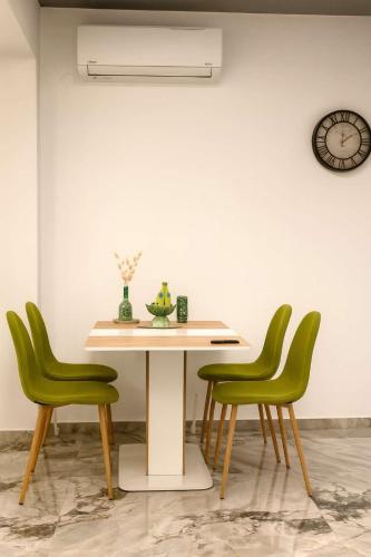 Thessaloniki Luxe Suite, Achilles' Private Getaway