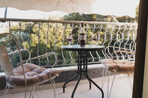 Stratigato Garden Getaway near Chios Town
