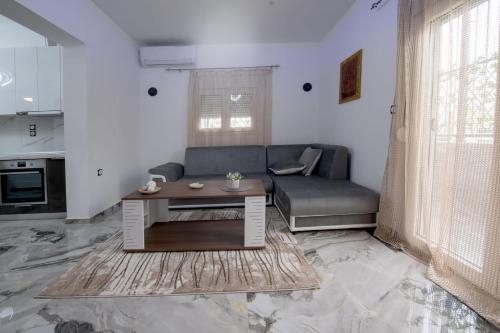 Thessaloniki Luxe Suite, Chrysa's Private Getaway