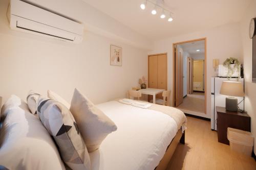 Namba Apartment 3 min walk from Imamiya or Daikokucho station