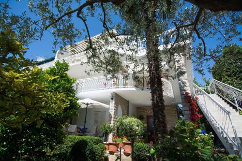 Apartments in Biograd na Moru 8034
