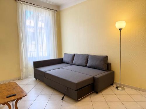 Appartement 4 personnes au coeur du Vieil Antibes à 150 m de la plage