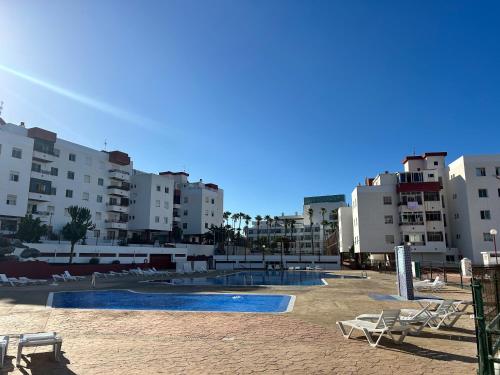 San Eugenio Fantastic New 4 bedrooms wifi free