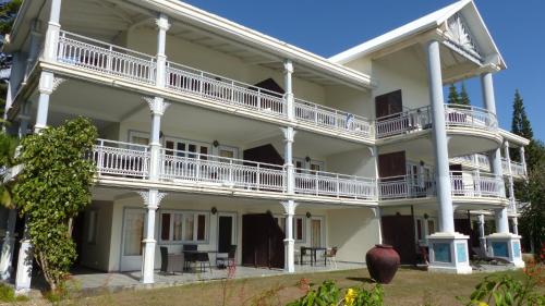 Budova, kde se aparthotel nachází