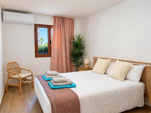 Top Location 3BR , 2BR, communal pool