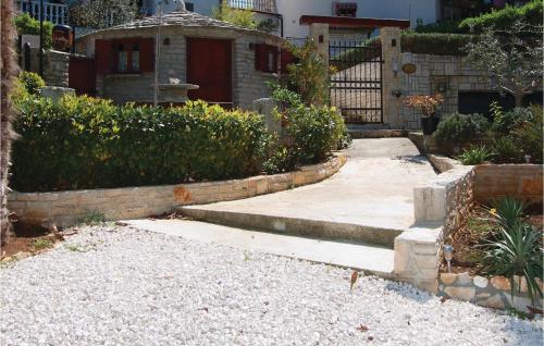 Nice Home In Pula With Wifi