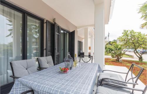 Apartment Korculanska Iii