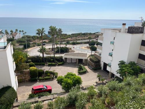 Camarate-golf sea views