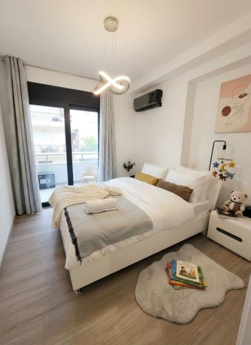 Spacious 2BR 6 Guests near Acropolis & 2 min to Syngrou Fix Metro
