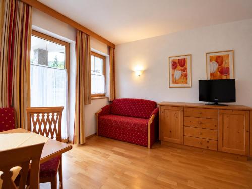 Tyrolean Apartment with Terrace
