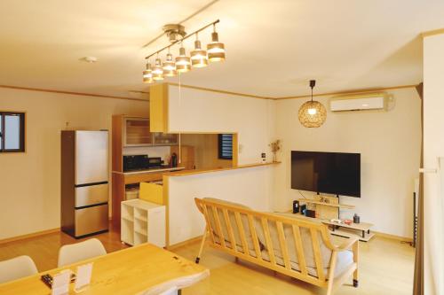 Namba Walking Area, Shinsaibashi, Tsutenkaku Private Rental Wi-Fi & Parking