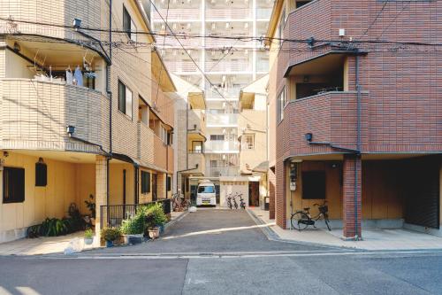 Namba Walking Area, Shinsaibashi, Tsutenkaku Private Rental Wi-Fi & Parking