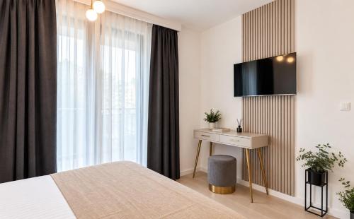 Apartment Central - 5 min by bus to Old Town, 24h self check-in