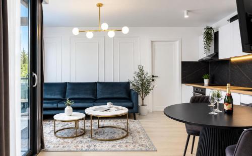 Apartment Central - 5 min by bus to Old Town, 24h self check-in