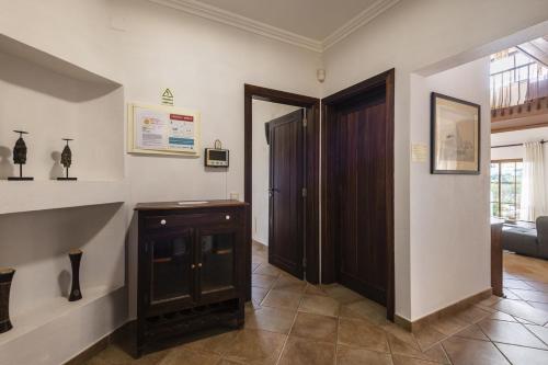 Villa Mangas by Villa Select
