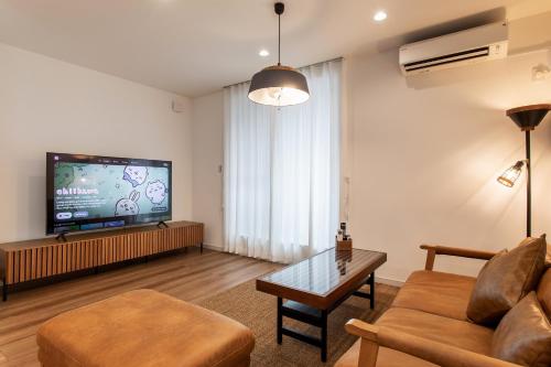 New open 岸里玉出 Maison Le Jaune 玉子心斋桥道顿崛电车直达