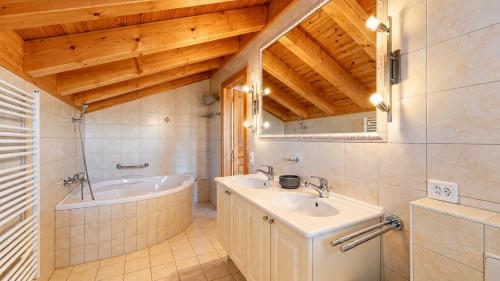 Narnia SKI IN & SKI OUT chalet 14 pers