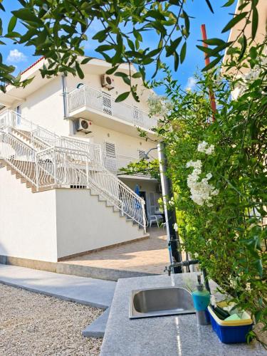 Apartments Sime
