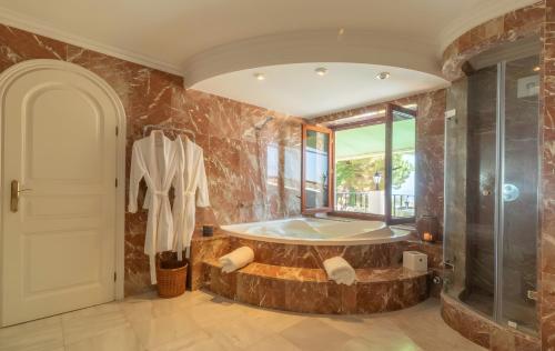 Hacienda del Cazador Luxury Villa