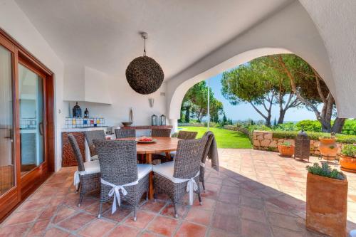 Hacienda del Cazador Luxury Villa