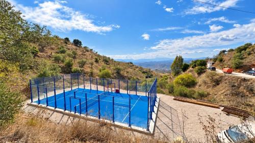 Las Golondrinas Villa with Mountain View