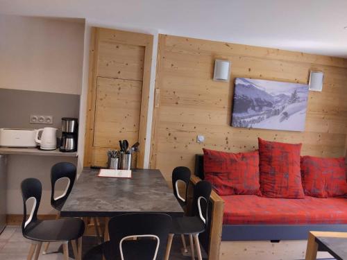 Appartement rénové proche pistes avec parking gratuit