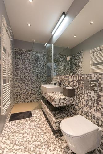 Flex SelfCheckIns Zagreb 288 & 289 - One Bedroom Apartments - Balcony - Keybox Entry