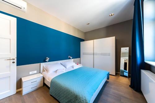 Flex SelfCheckIns Zagreb 288 & 289 - One Bedroom Apartments - Balcony - Keybox Entry