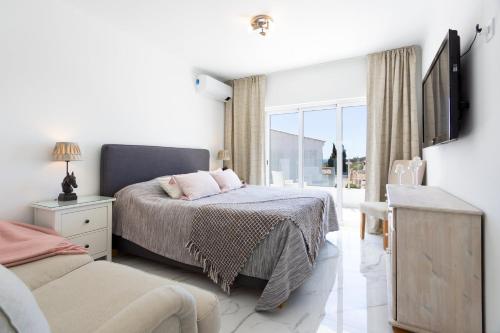 #221 Family Villa with Private Pool in Albufeira
