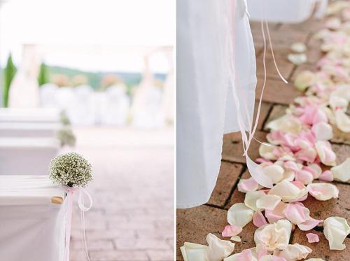a bouquet of flowers on the floor of a wedding at Heitlinger Hof in Tiefenbach