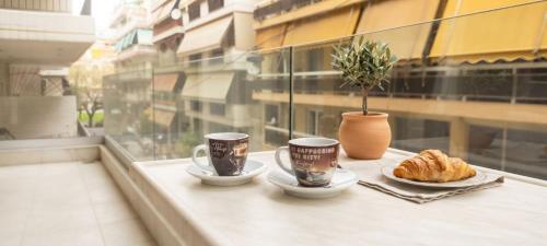 Spacious 2BR 6 Guests near Acropolis & 2 min to Syngrou Fix Metro