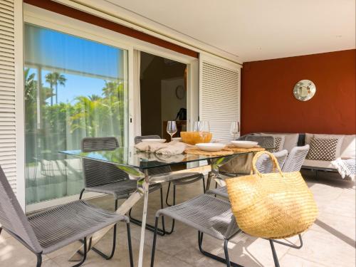 Villa Guerrero - Terraza y acceso a piscina común