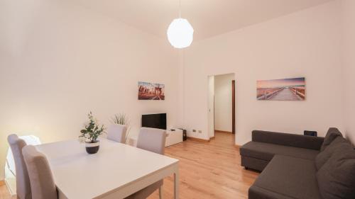 Corso Sempione Apartment