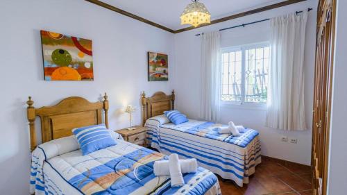Villa Angelyn Nerja by Ruralidays